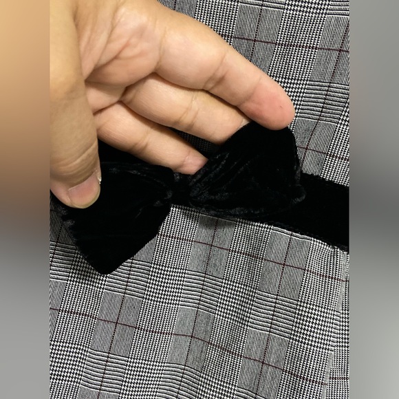 H- HOLIDAY Academia Houndstooth Plaid Velvet Trim Midi Dress - Picture 3 of 8